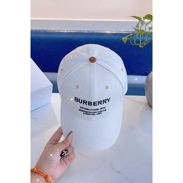 Burberry, Unisex Hat, White