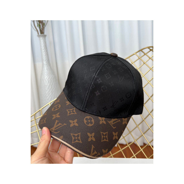 Louis Vuitton, Unisex Hat, Black