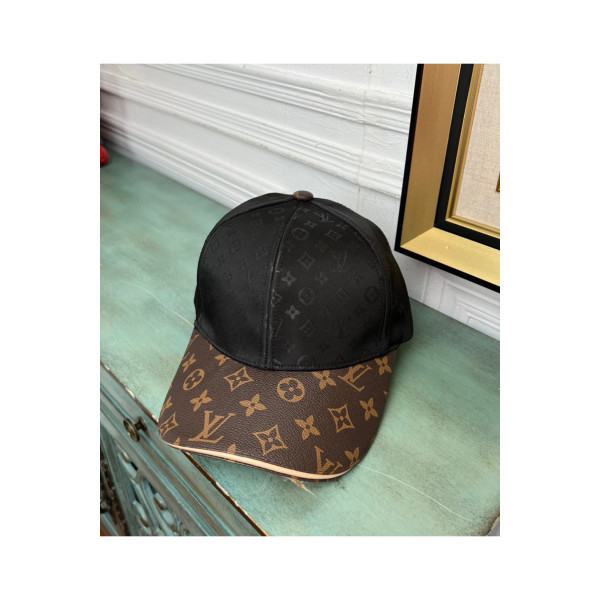 Louis Vuitton, Unisex Hat, Black