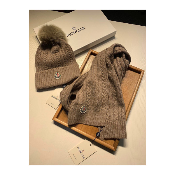 Moncler, Women's Scarf Beanie Set, Grey