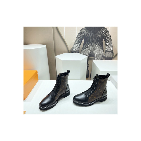 Louis Vuitton, Women's Boot, Brown