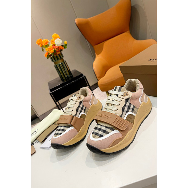 Burberry, Women's Sneaker, Camel