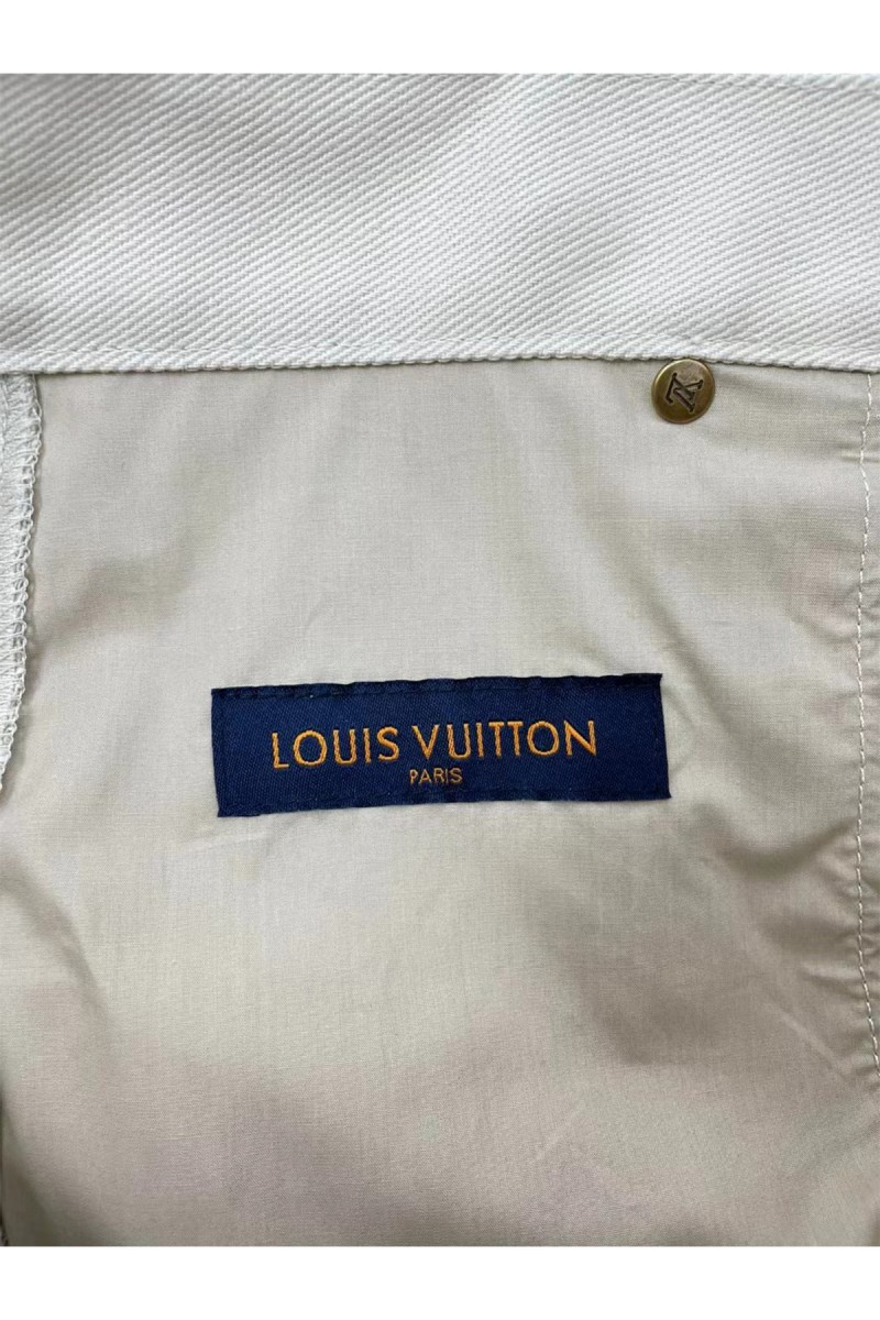 Louis Vuitton,  Men's Suite, Beige