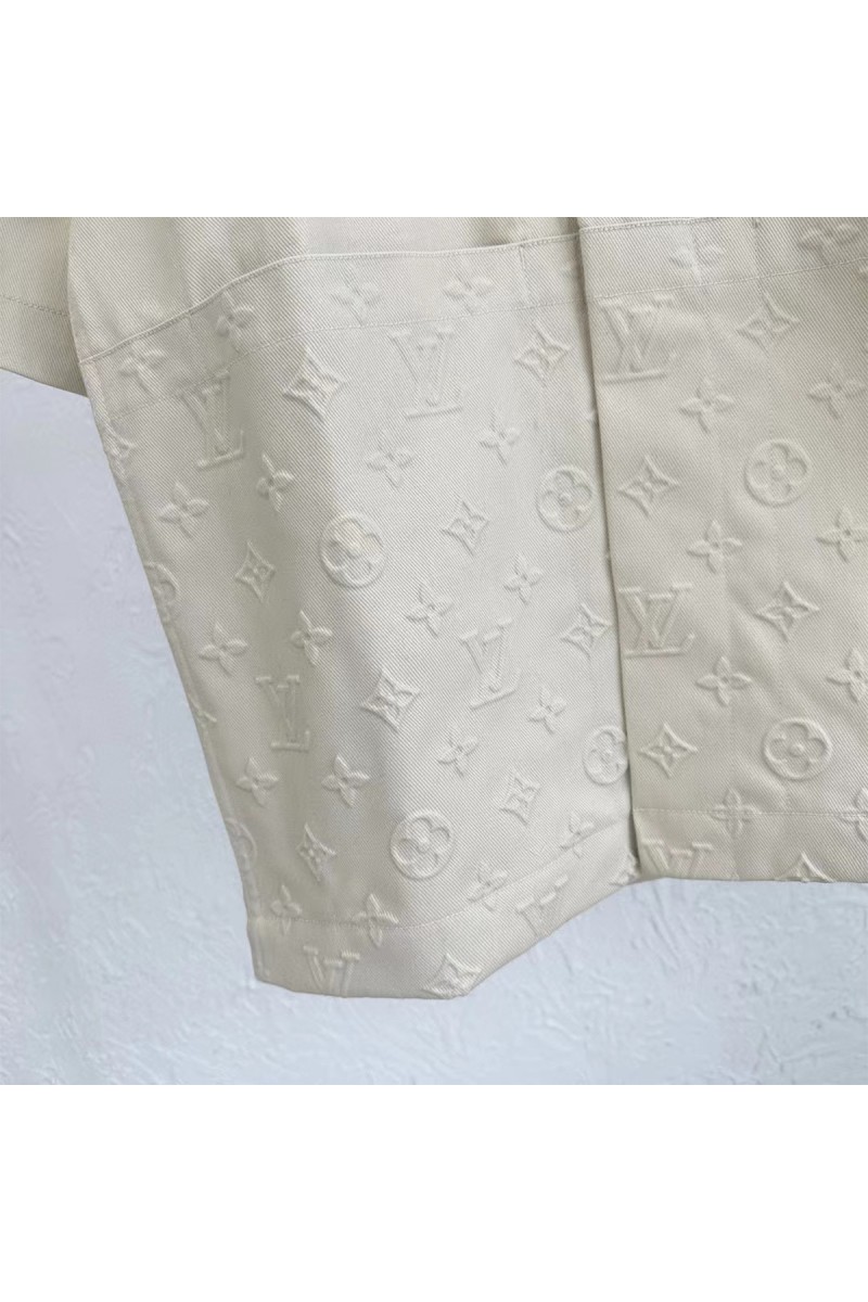 Louis Vuitton,  Men's Suite, Beige