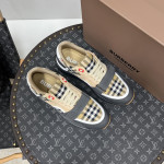 Burberry, Men's Sneaker, Grey