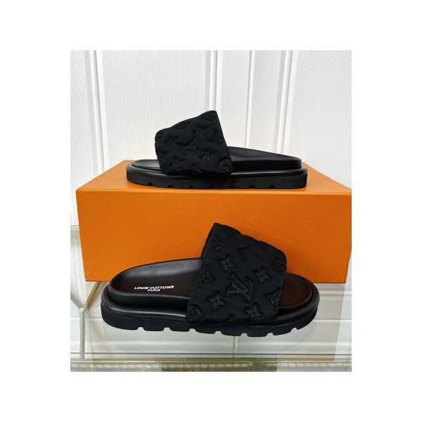 Louis Vuitton, Men's Slipper, Black