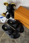 Louis Vuitton, Men's Slipper, Black