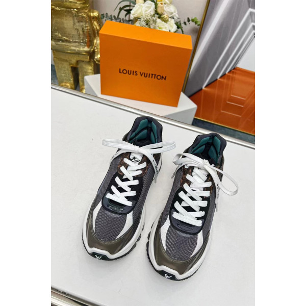 Louis Vuitton, Women's Sneaker, Grey