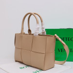 Bottega Veneta, Women's Bag, Beige