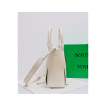Bottega Veneta, Women's Bag, White