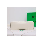 Bottega Veneta, Women's Bag, White