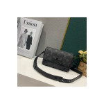 Louis Vuitton, Women's Bag, Black