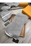 Louis Vuitton, Unisex Beanie Set, Grey
