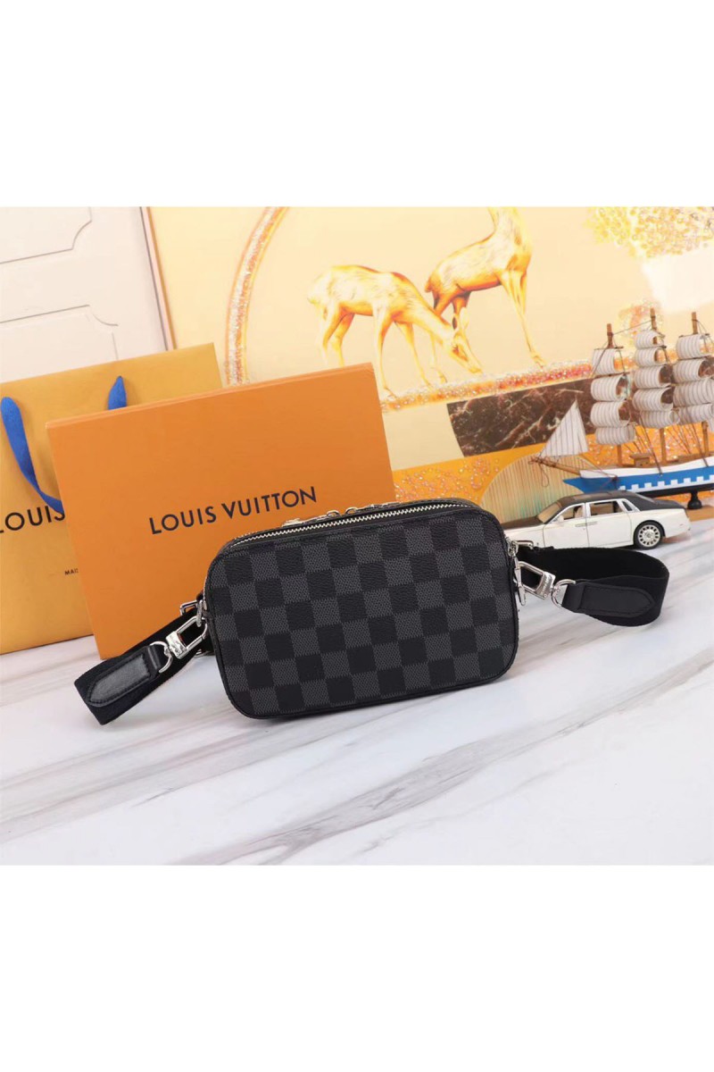 Louis Vuitton, Unisex Bag, Black