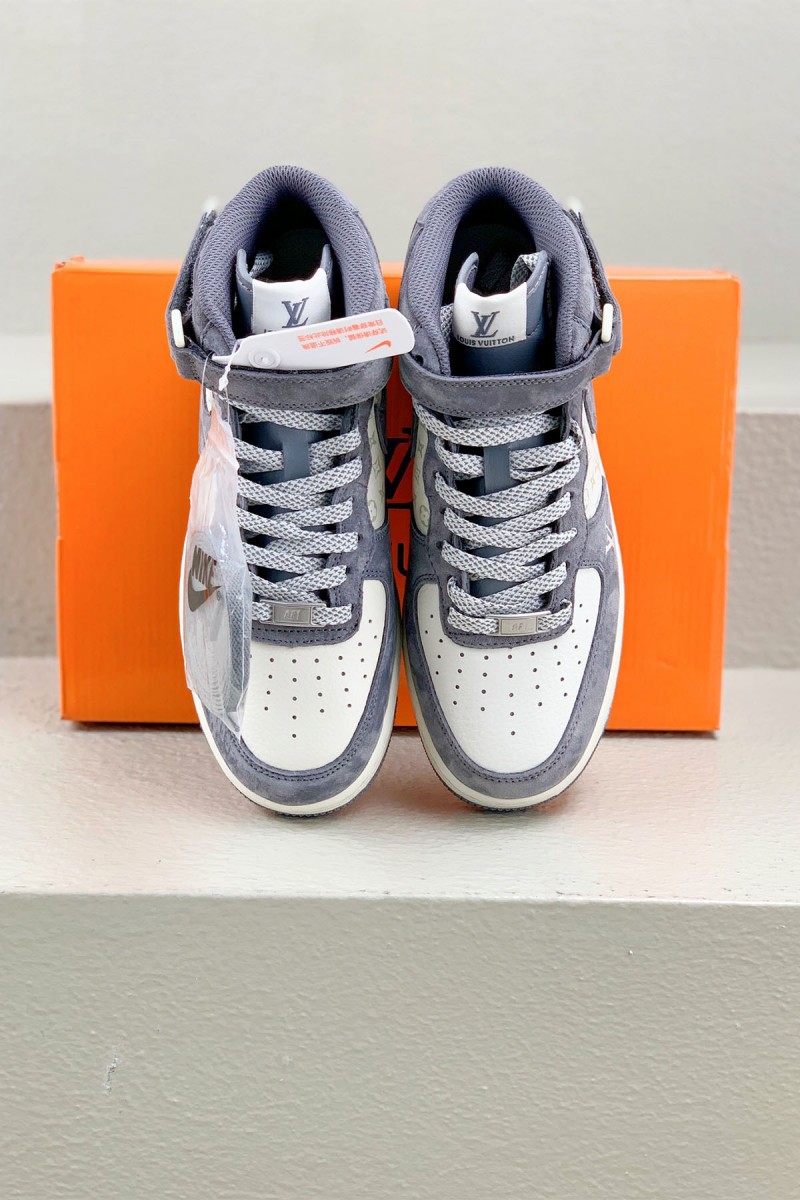 Louis Vuitton x Nike, Women's Sneaker, Grey