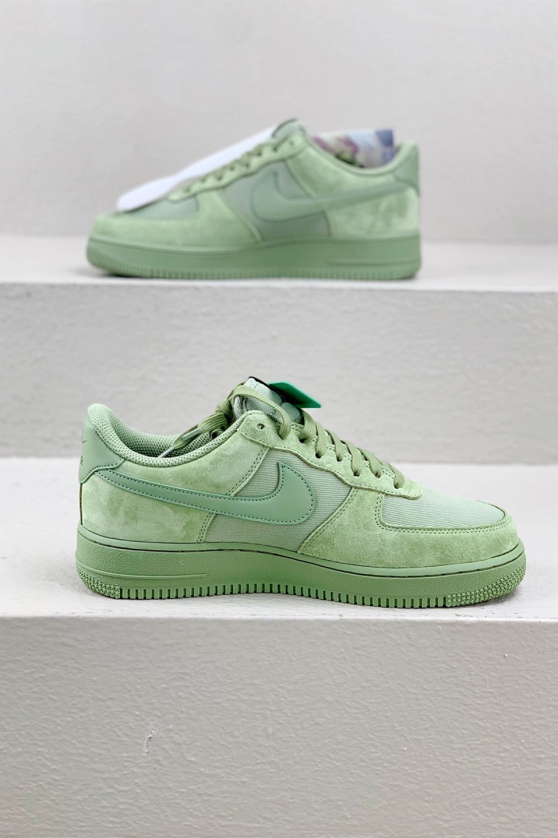 Nike, Women's Sneaker, Green