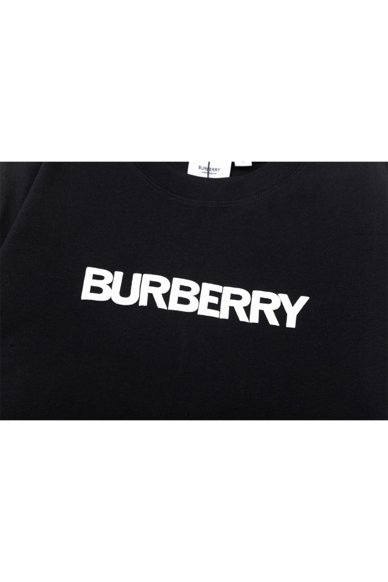 Burberry, Women's T-Shirt, Black