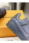 Louis Vuitton, Women's Sneaker, Grey