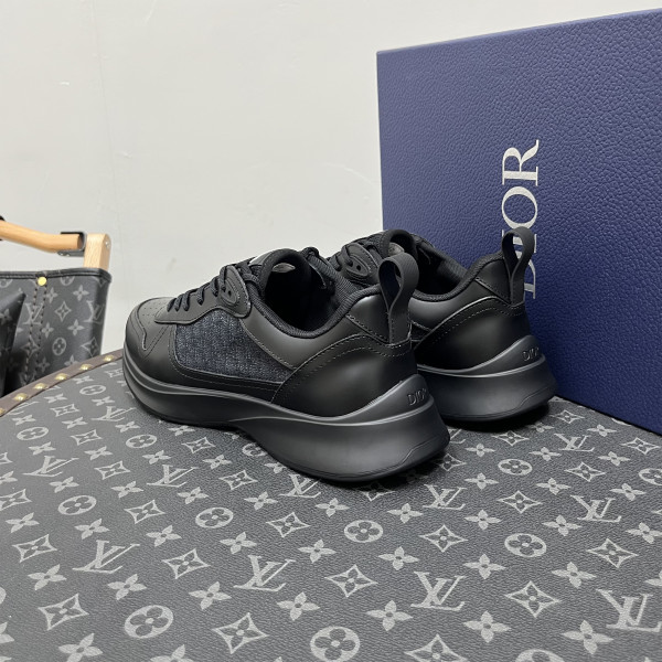 Christian Dior, B25 Runner, Men's Sneaker, Black