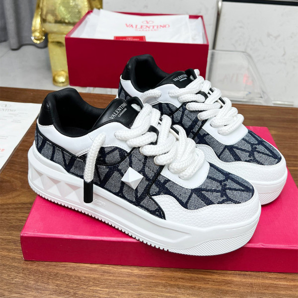 Valentino, Men's Sneaker, Black