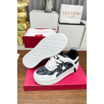 Valentino, Men's Sneaker, Black