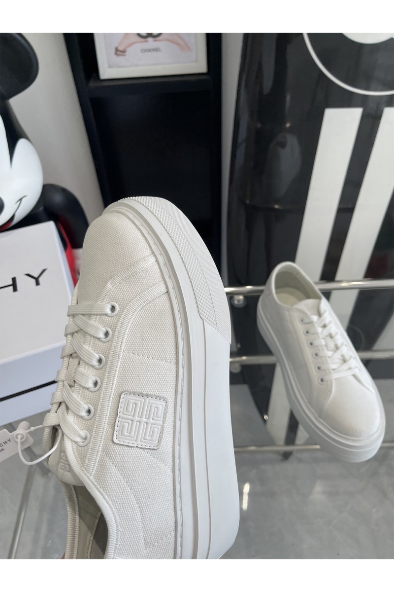 Givenchy, Women's Sneaker, White