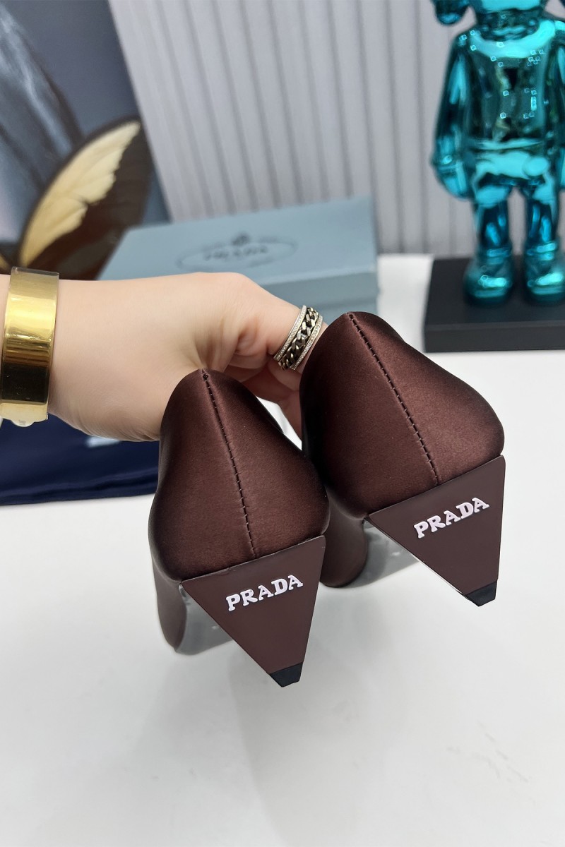 Prada, Women's Pump, Brown