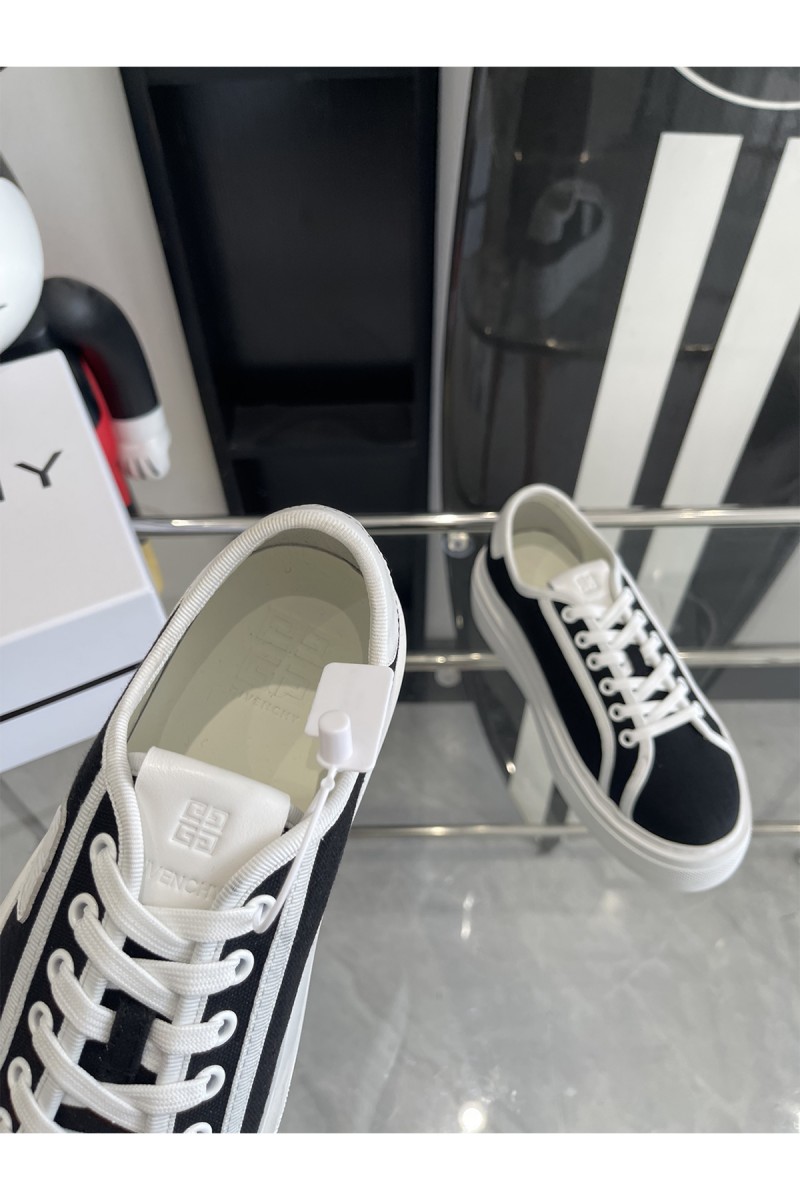 Givenchy, Men's Sneaker, Black