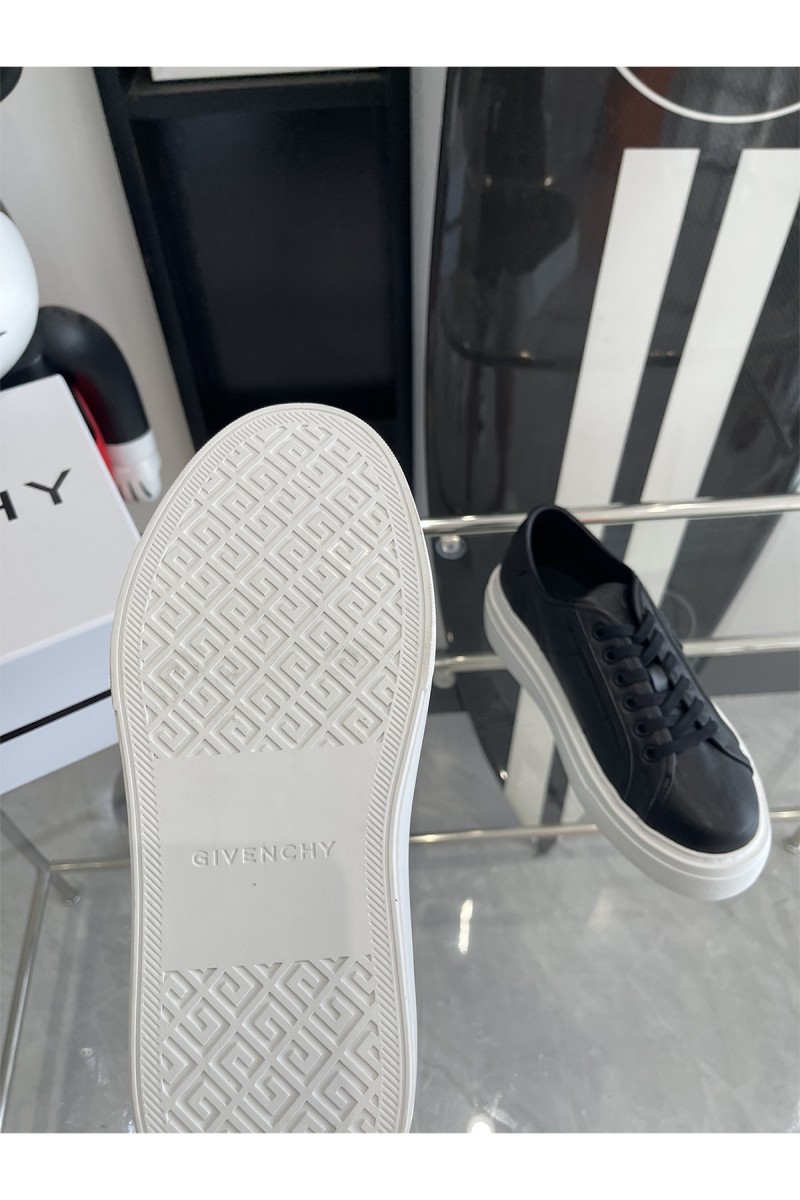 Givenchy, Men's Sneaker, Black