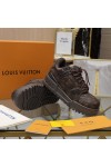 Louis Vuitton, Men's Sneaker, Brown