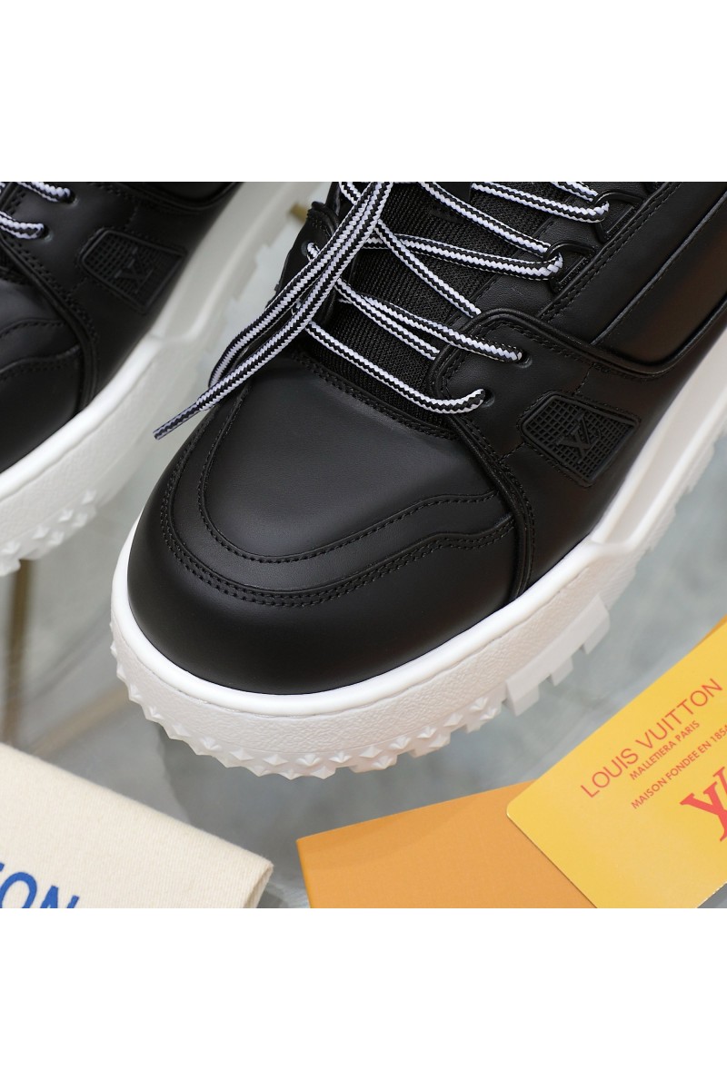 Louis Vuitton, Men's Sneaker, Black