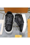 Louis Vuitton, Men's Sneaker, Black