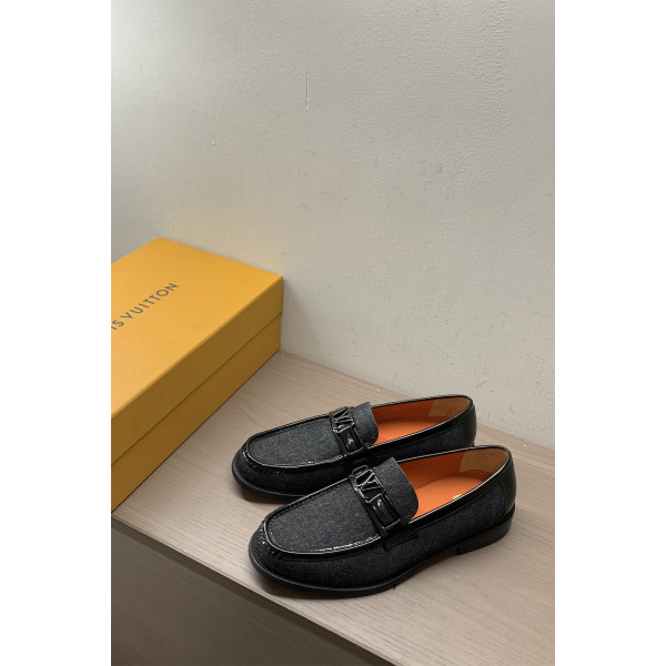 Louis Vuitton, Men's Loafer, Black