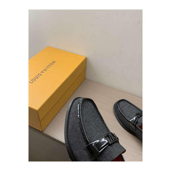 Louis Vuitton, Men's Loafer, Black