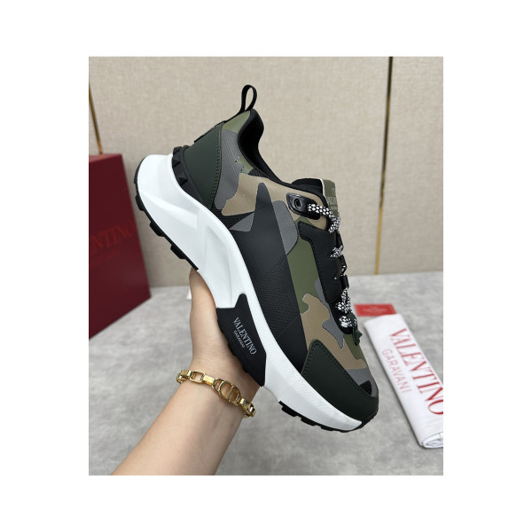 Valentino, Men's Sneaker, Camouflage