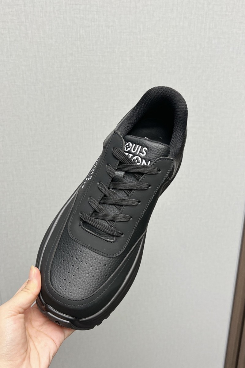 Louis Vuitton, Men's Sneaker, Black