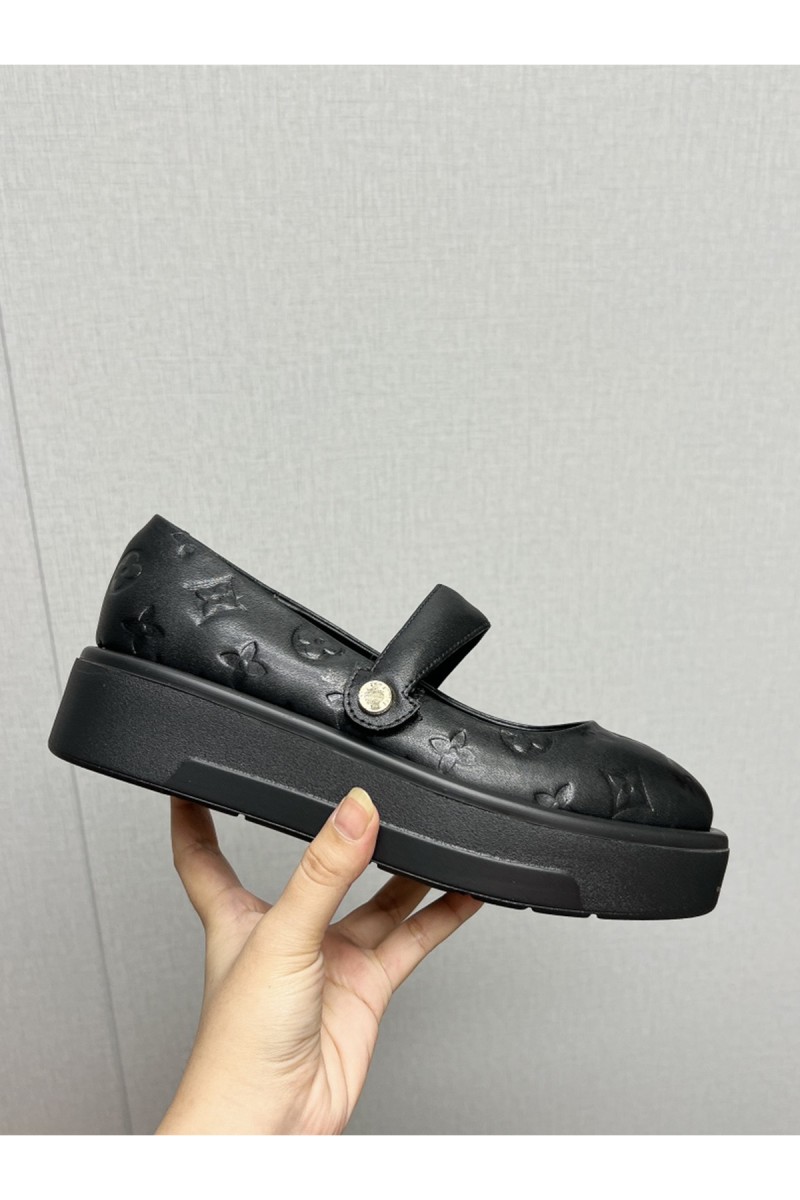 Louis Vuitton, Women's Flat, Black