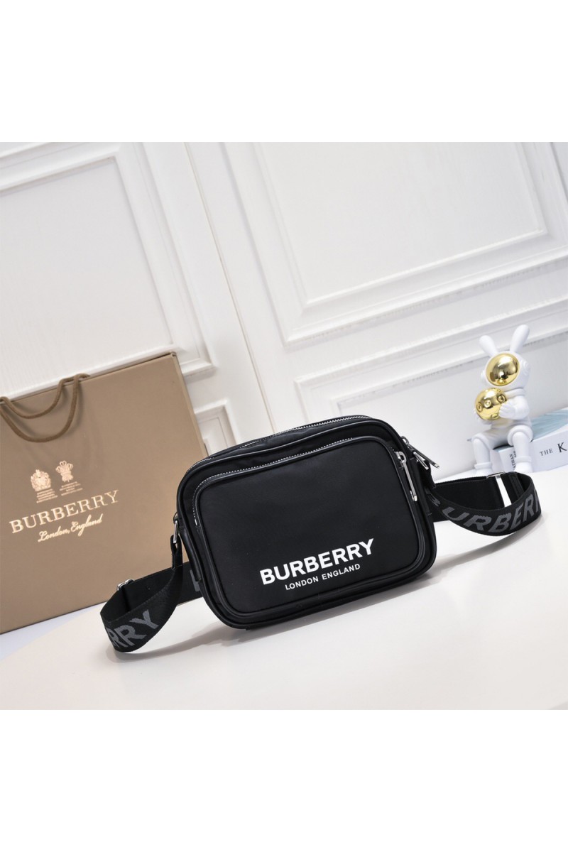 Burberry, Unisex Beltbag, Black