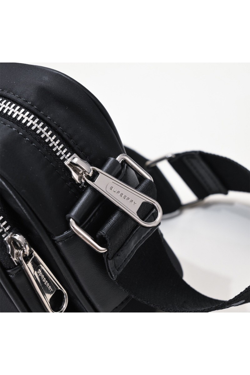 Burberry, Unisex Beltbag, Black