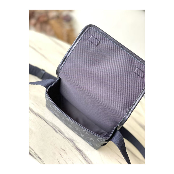 Louis Vuitton, Men's Bag, Black