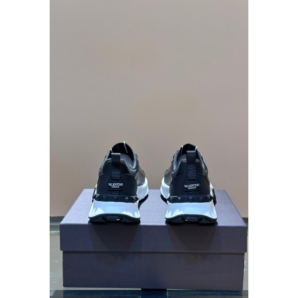 Valentino, Men's Sneaker, Black