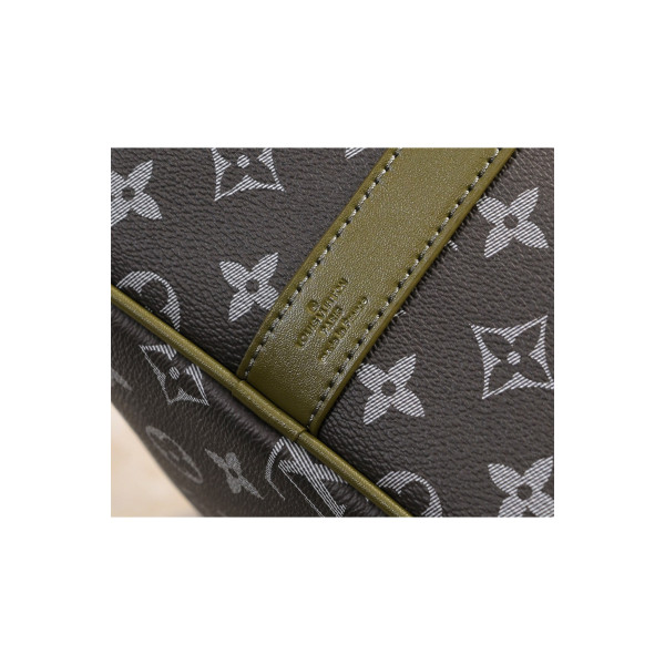 Louis Vuitton, Men's Bag, Grey