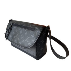 Louis Vuitton, Men's Bag, Black