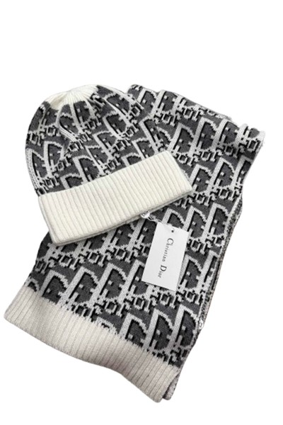 Christian Dior, Women's Beanie Set, White