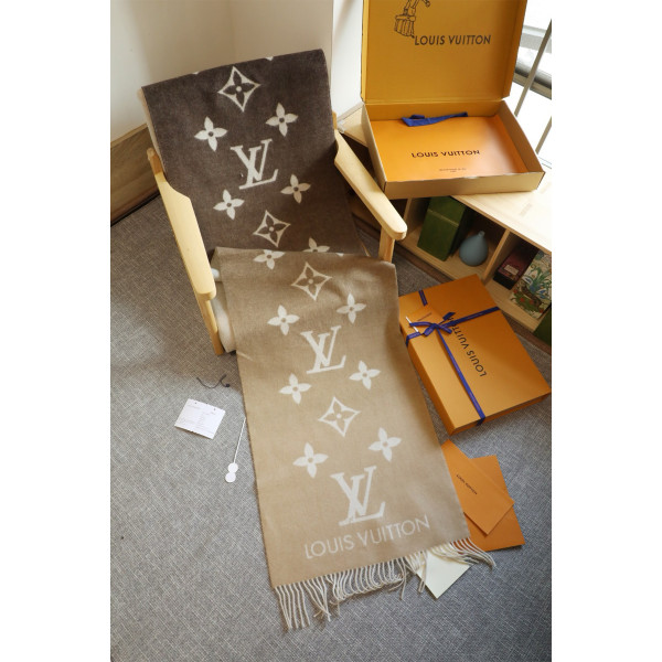 Louis Vuitton, Women's Scarve, Beige