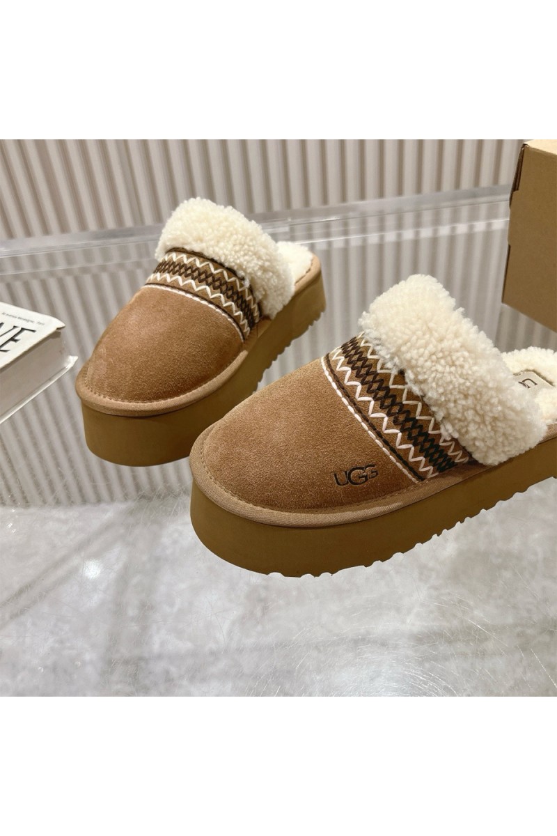 Ugg, Women's Slipper, Camel