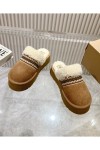 Ugg, Women's Slipper, Camel