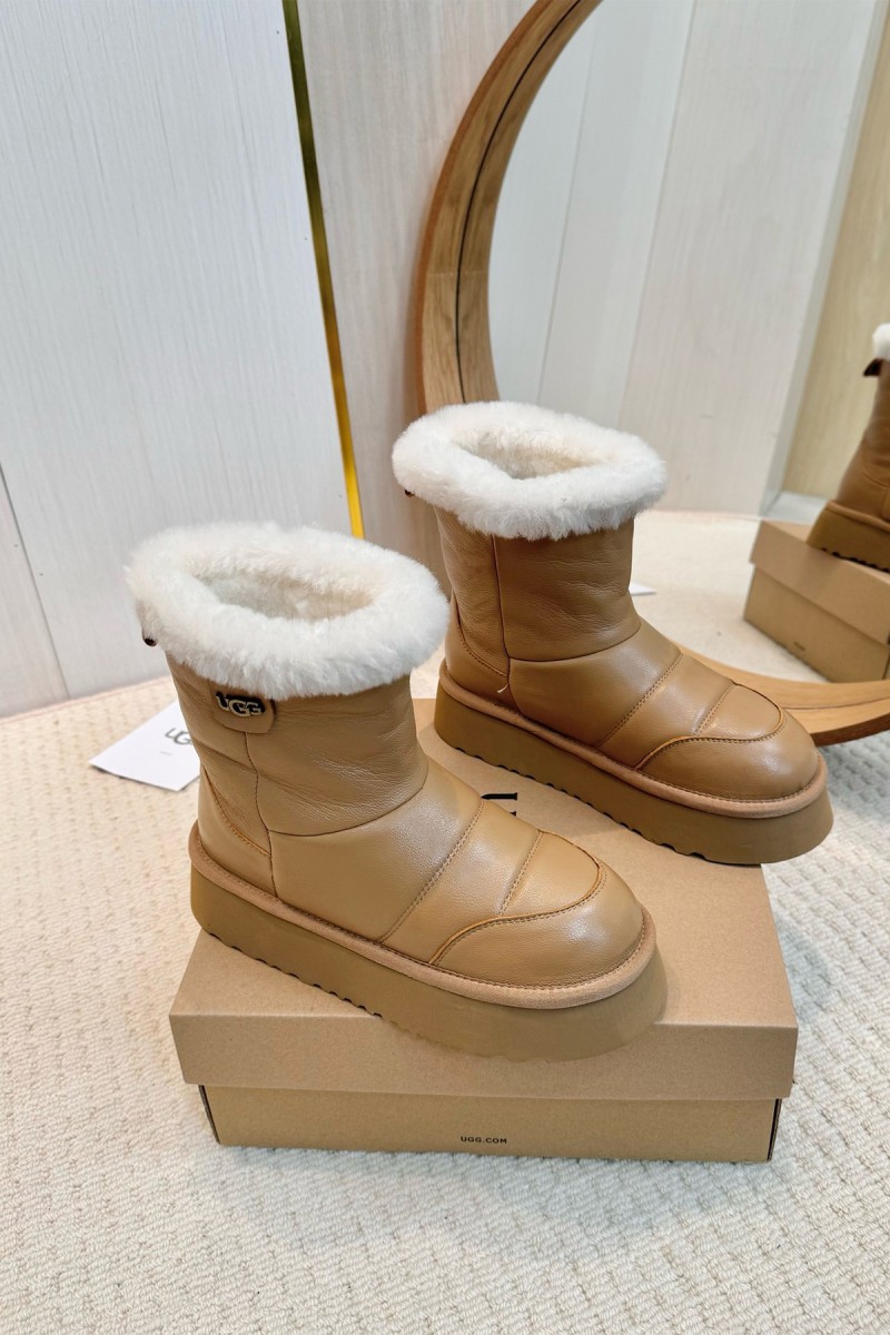 Ugg, Women's Boot, Camel