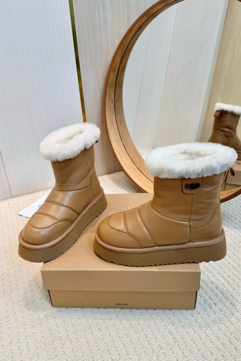 Ugg, Women's Boot, Camel