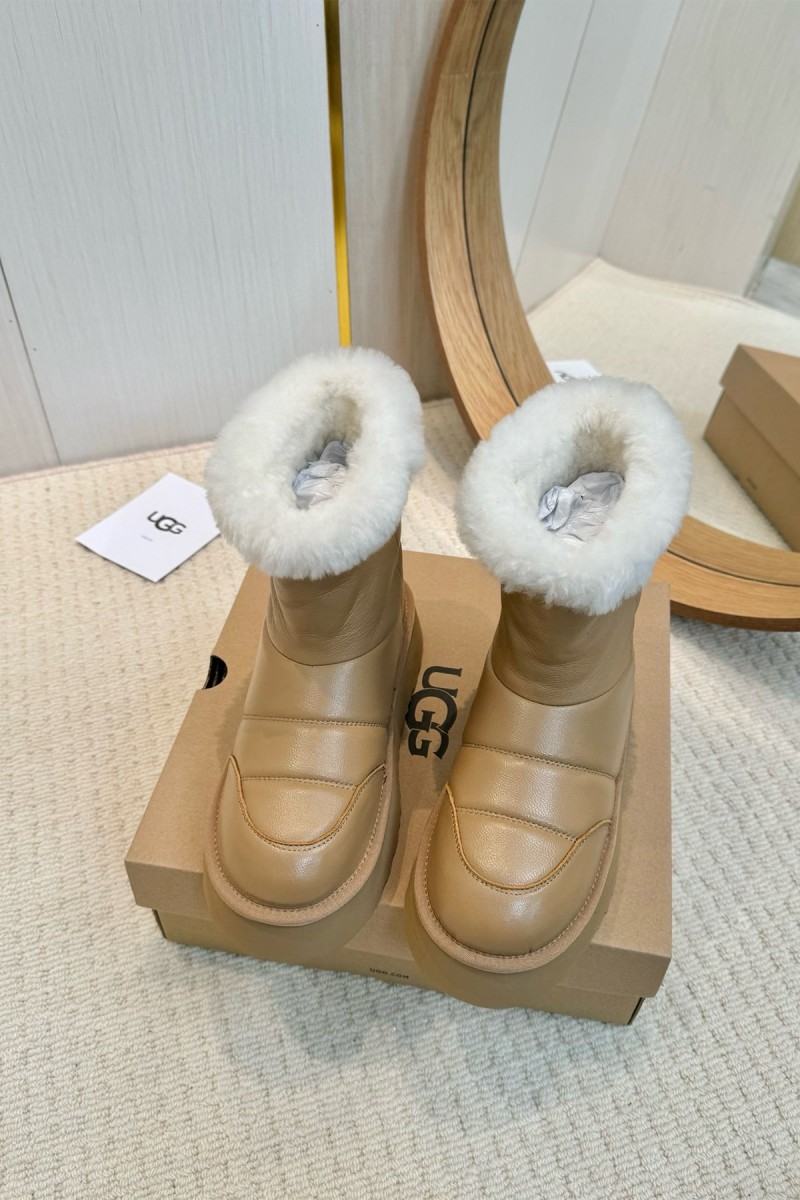 Ugg, Women's Boot, Camel